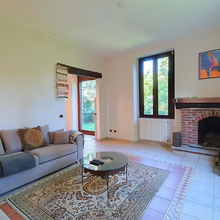 Casa de Férias Elegant With Private Garden In Castello