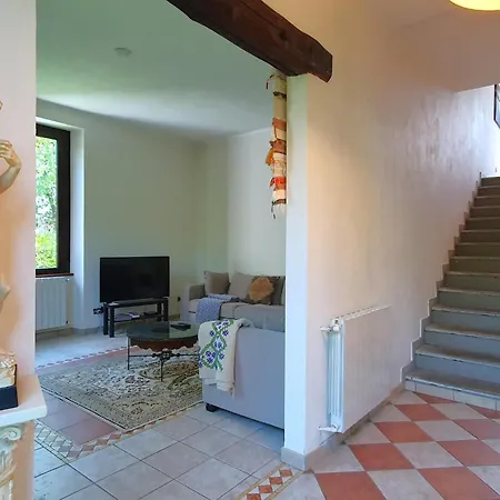 Elegant Villa With Private Garden In Castello Дом отдыха Порто-Вальтравалья